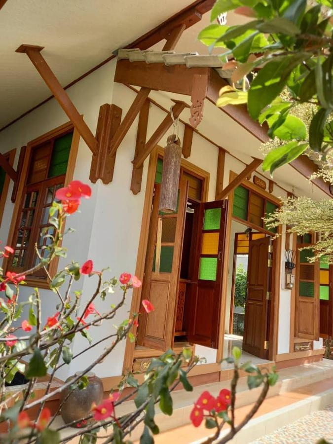 Anjung Nor Muslim Homestay 龙运 外观 照片